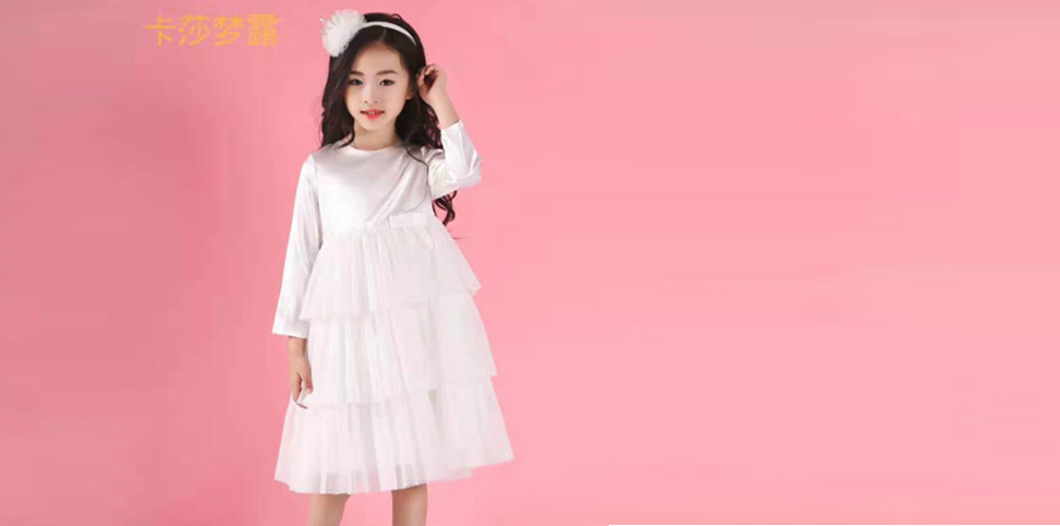 卡莎梦露童装