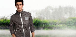 蓝色天空休闲装