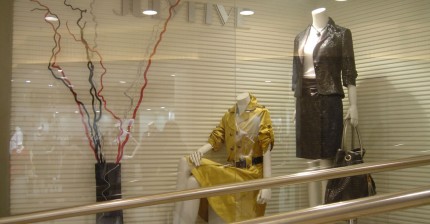 卓莱女装店铺形象