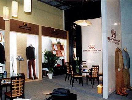 尼诺里拉男装店铺展示