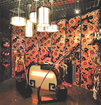 康斐内衣店铺形象