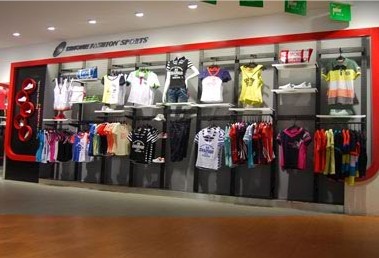 超越运动装店铺形象