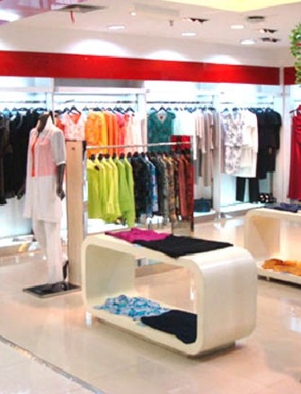 碧琦女装店铺展示