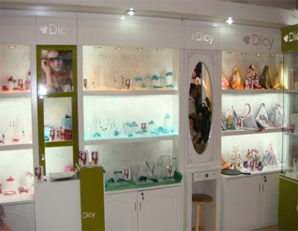 迪茜饰品店铺形象