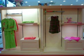 BLUE-EYE GENIUS 蓝眼精灵店铺