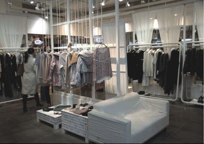 播女装店铺展示