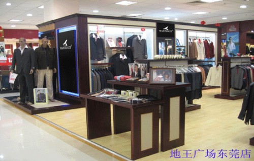 皇卡男装店铺展示