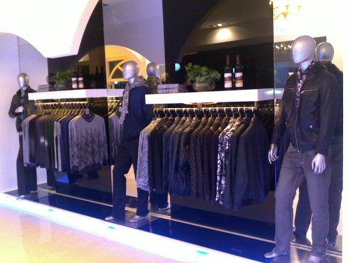 沙田国际风尚男装店铺形象