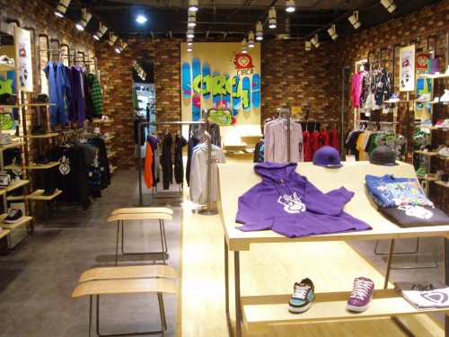 C1RCA休闲装店铺形象