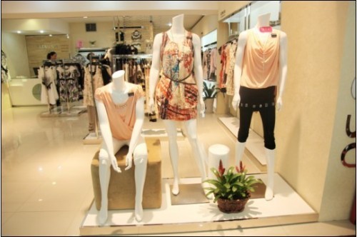 艺元素女装店铺展示