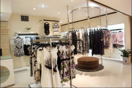 艺元素女装店铺展示