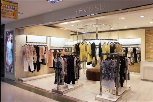 艺元素女装店铺展示