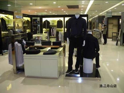 尼爵男装店铺展示