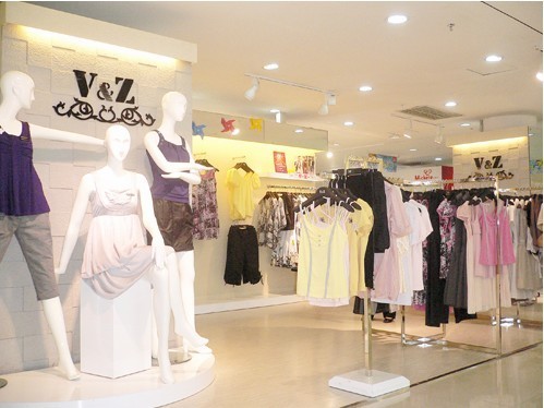 V&Z女装店铺展示
