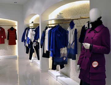 朗文斯汀女装店铺展示