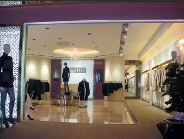 简画女装店铺展示