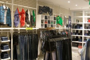 小魔鱼时尚牛仔 - BS2B店铺