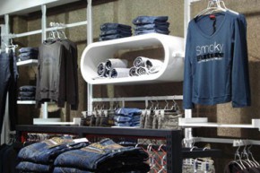 小魔鱼时尚牛仔 - BS2B店铺