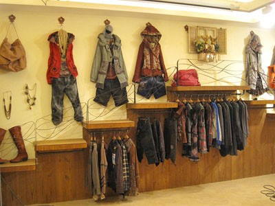 梦莎奴女装店铺形象