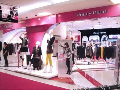 潘尼潘尼女装店铺展示