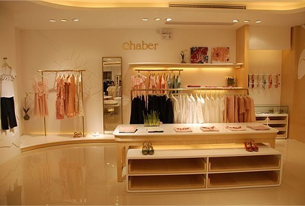 巧帛女装店铺展示