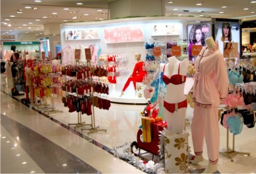 梦依诗内衣店铺展示