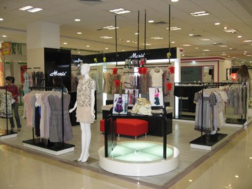 梦妮女装店铺展示