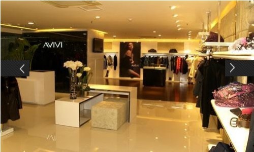 YOUareYOU女装店铺展示