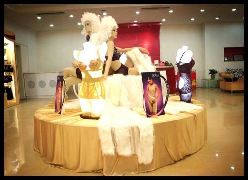 奥丽侬内衣店铺展示