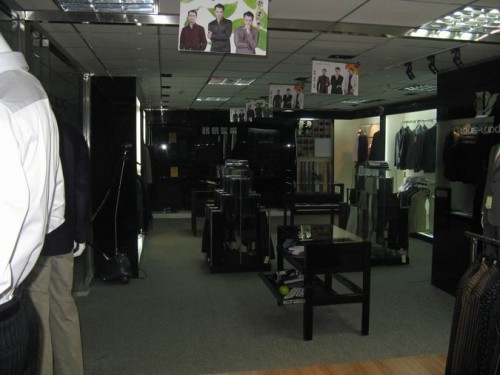 路易＆蓝蒂男装店铺展示