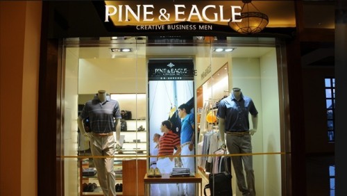 松鹰男装店铺形象