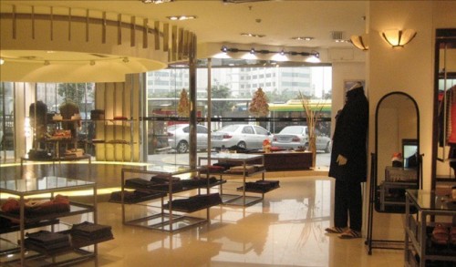 松鹰男装店铺形象