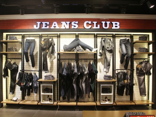 玉情儿休闲装店铺展示