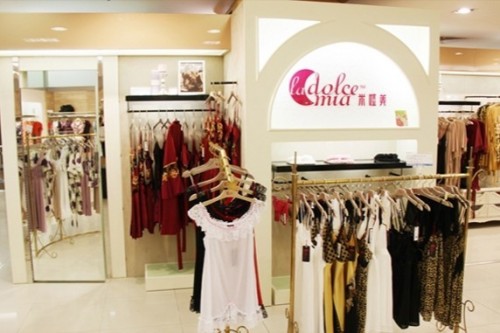 米娅美内衣店铺展示