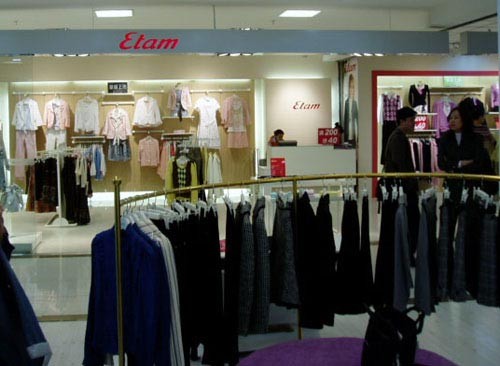 艾格女装店铺展示