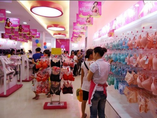 康璐妮内衣店铺展示