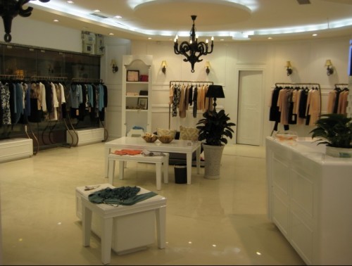 依维妮女装店铺形象