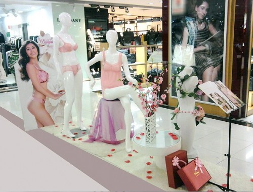 万康内衣店铺展示