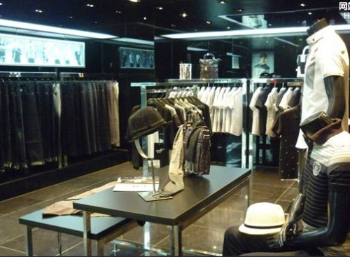 简尚男装店铺形象