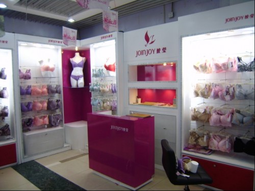 姣莹内衣店铺形象