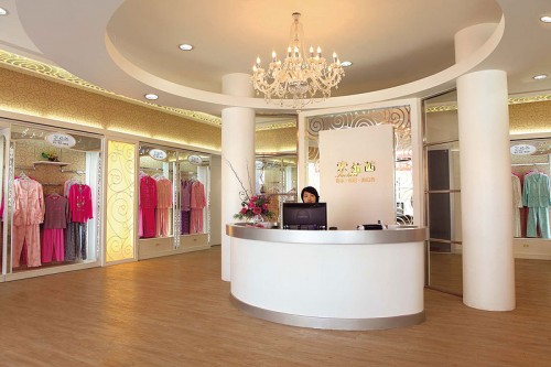 索拉茜内衣店铺形象