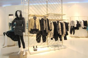 粉蓝 - bblluuee店铺