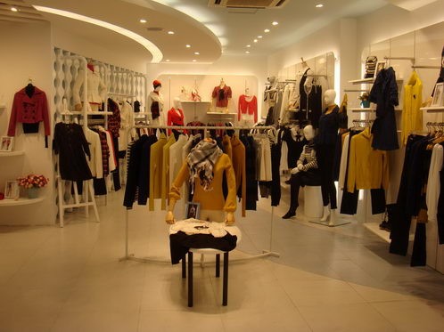 浪漫宣言女装店铺形象