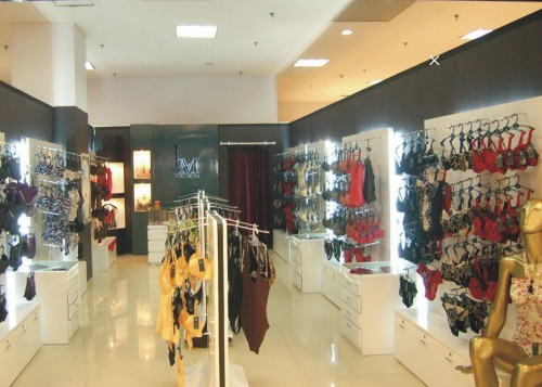 尼特名内衣店铺展示