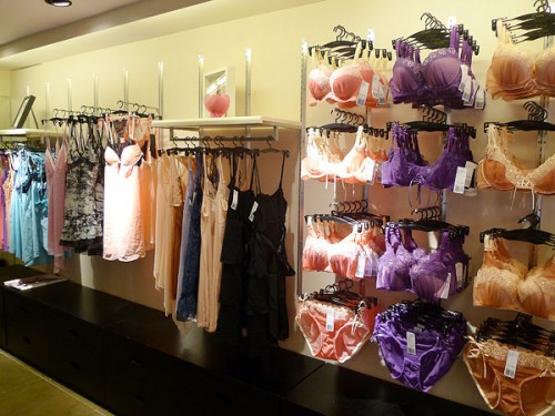 37度love女装店铺形象