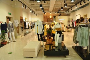 坤斯朵丽-QUEEN STORY店铺