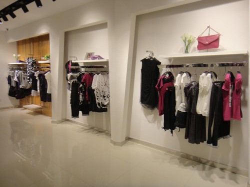 伊布都女装店铺形象