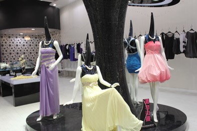 青青果女装店铺形象