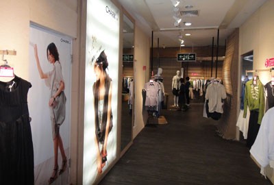 杉蔓女装店铺展示