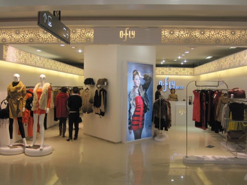 欧菲女装店铺展示